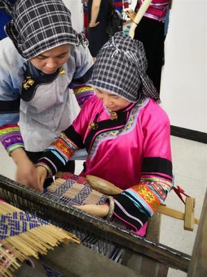 永州江華 以民族文創(chuàng)拓展致富新路徑，裝飾物品煥發(fā)新活力